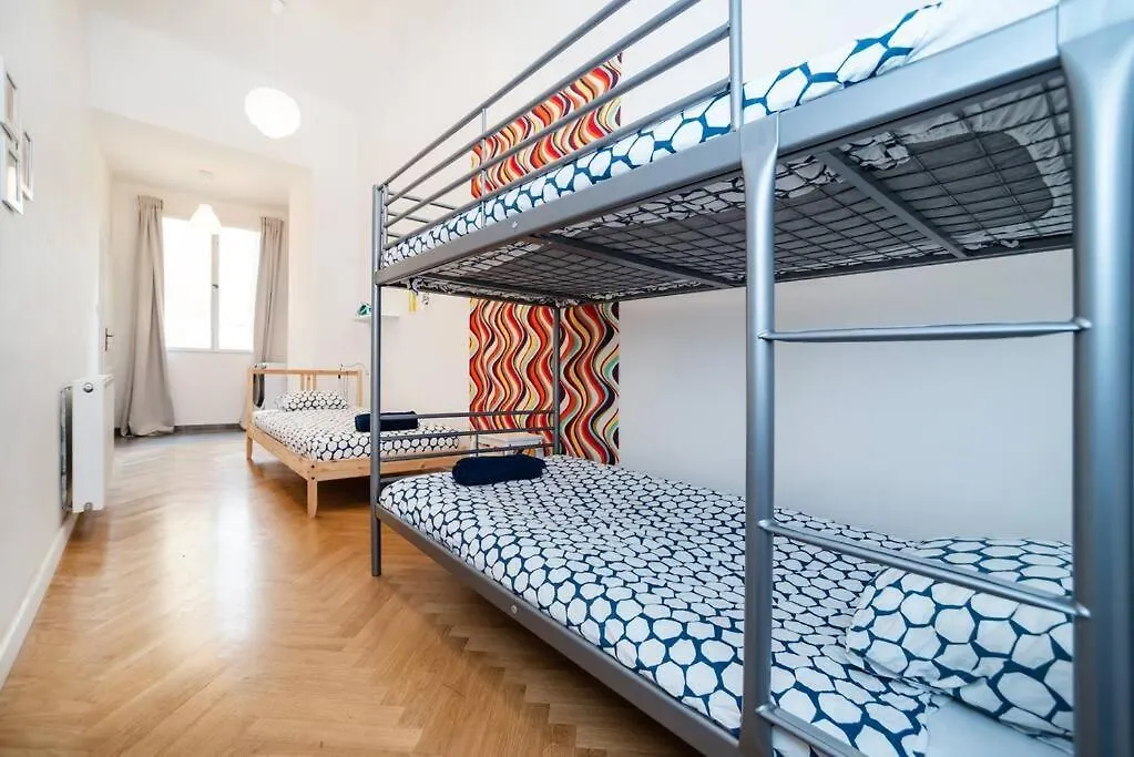 Bright, Spacious Apartment In The Historic Centre Прага